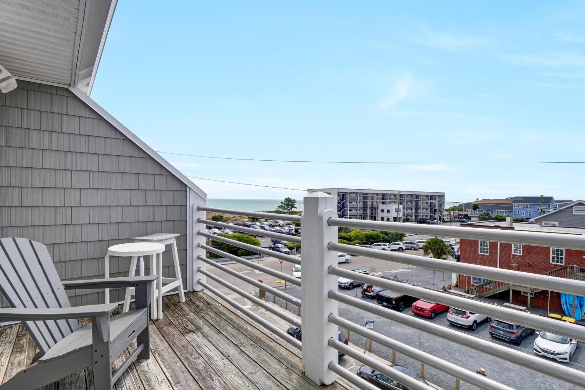 Sandpeddler Inn And Suites Wrightsville Beach Exterior photo