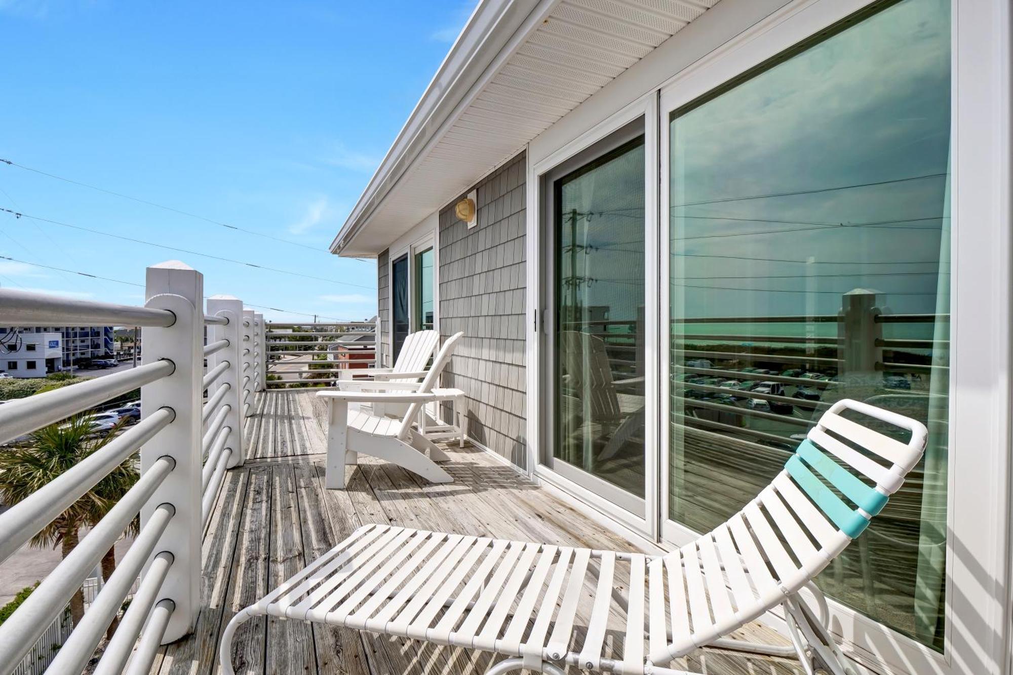 Sandpeddler Inn And Suites Wrightsville Beach Exterior photo